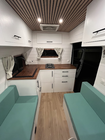 Escapavan, Concessionnaire De Camping-Car à Chevreuse