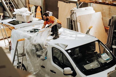 Van Mania Nantes L'aménagement Amovible De Qualité Pour Transformer Votre Véhicule Utilitaire, Concessionnaire De Camping-Car à Remouillé
